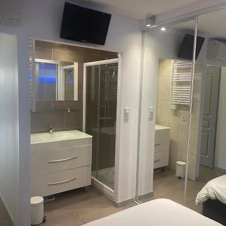 Village Naturiste R4n - Sixty9 Port Ambonne * Agde